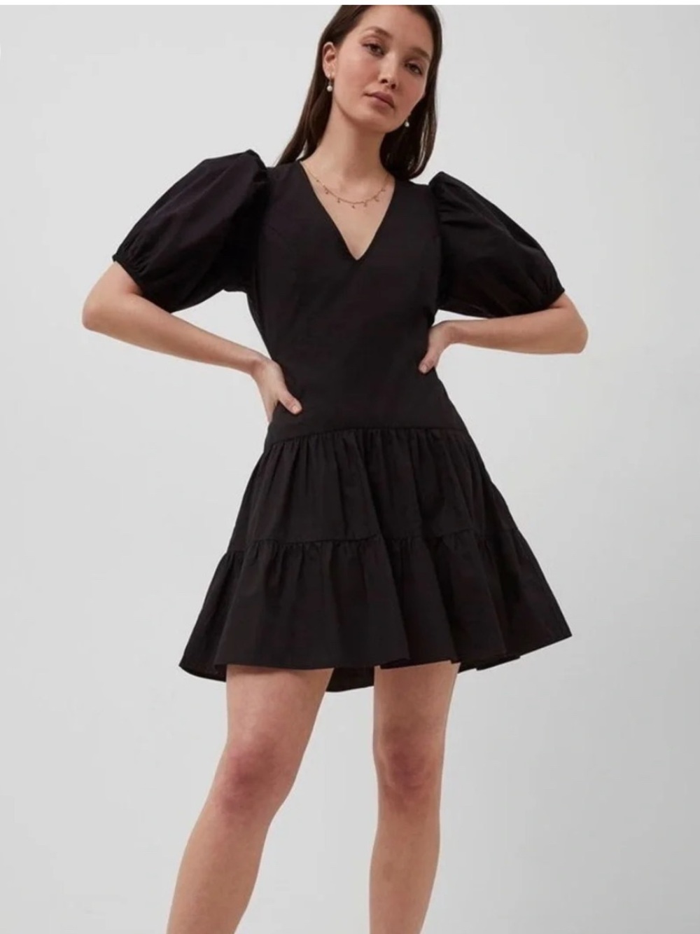 French Connection Black Tiered Mini Dress Puff Sleeve Side Zipper V-Neck Size 12